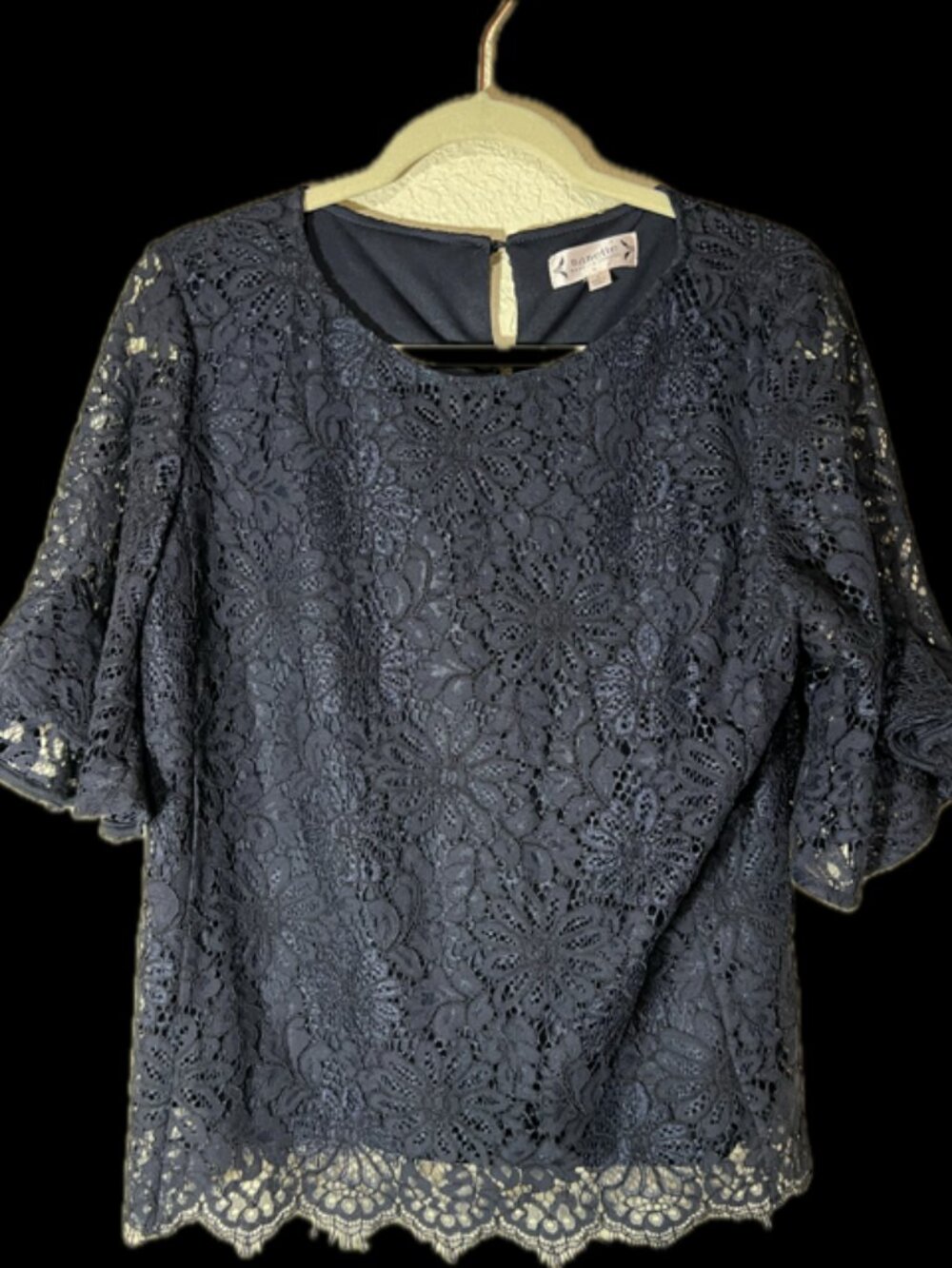 Nanette Navy Puff Sleeve Lined Size M Lace Top EUC (#2112) - Picture 3 of 10